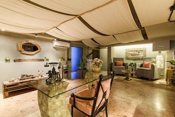 Caribbean Paradise Hotel & Spa - 5Th Avenue