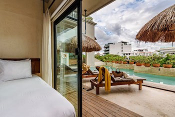Caribbean Paradise Hotel & Spa - 5Th Avenue