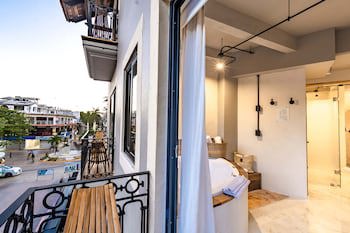 Caribbean Paradise Hotel & Spa - 5Th Avenue