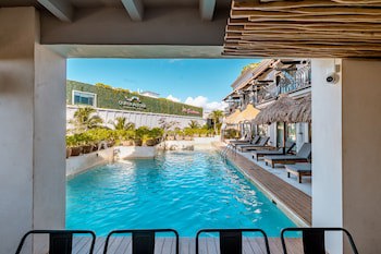 Caribbean Paradise Hotel & Spa - 5Th Avenue