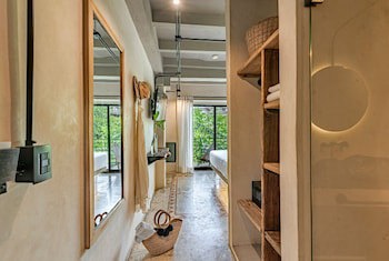 Caribbean Paradise Hotel & Spa - 5Th Avenue