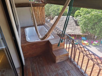 Caribbean Paradise Hotel & Spa - 5Th Avenue