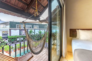 Caribbean Paradise Hotel & Spa - 5Th Avenue