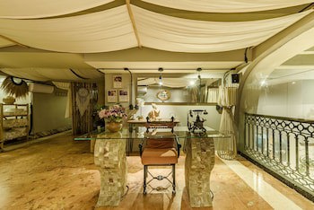 Caribbean Paradise Hotel & Spa - 5Th Avenue