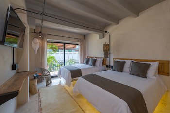 Caribbean Paradise Hotel & Spa - 5Th Avenue