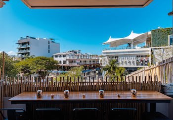 Caribbean Paradise Hotel & Spa - 5Th Avenue