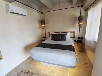 Caribbean Paradise Hotel & Spa - 5Th Avenue