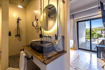 Caribbean Paradise Hotel & Spa - 5Th Avenue