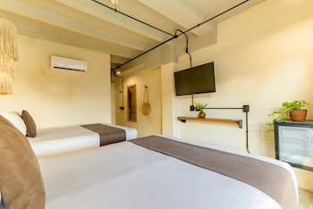 Caribbean Paradise Hotel & Spa - 5Th Avenue