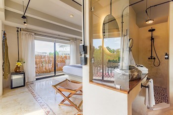 Caribbean Paradise Hotel & Spa - 5Th Avenue