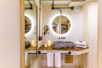 Caribbean Paradise Hotel & Spa - 5Th Avenue