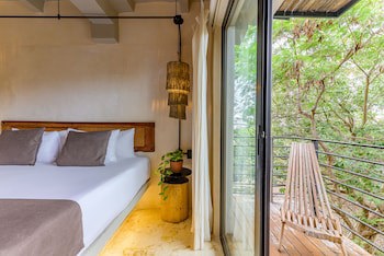 Caribbean Paradise Hotel & Spa - 5Th Avenue