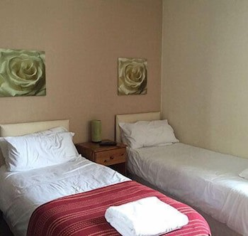 Ambrose Hotel