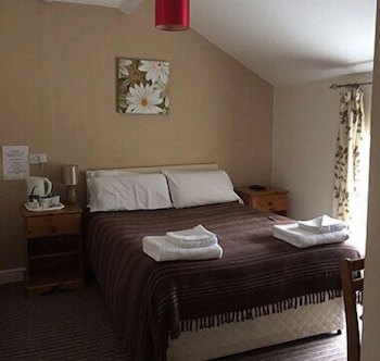 Ambrose Hotel