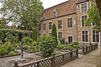 Ares Budget Hotel