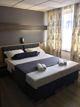 Ares Budget Hotel