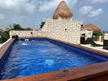 Flamingo Hotel