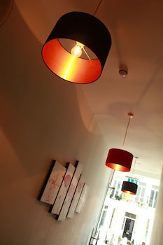 Exhibition Court Hotel 4