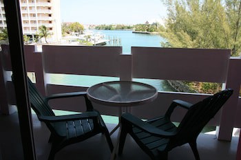 Bell Channel Inn Hotel