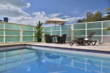 Courtyard By Marriott Panama Multiplaza Mall