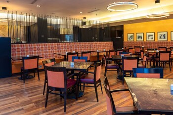 Courtyard By Marriott Panama Multiplaza Mall