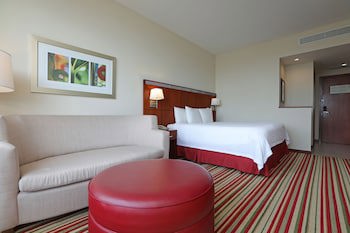 Courtyard By Marriott Panama Multiplaza Mall