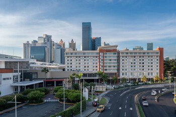 Courtyard By Marriott Panama Multiplaza Mall