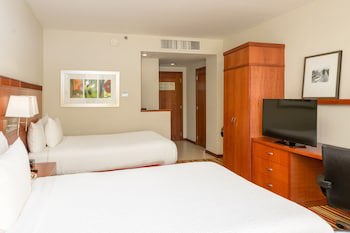 Courtyard By Marriott Panama Multiplaza Mall