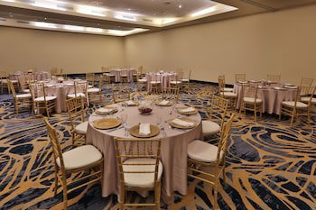 Courtyard By Marriott Panama Multiplaza Mall
