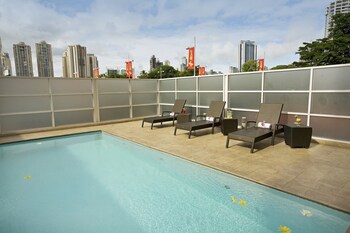 Courtyard By Marriott Panama Multiplaza Mall