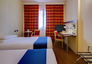 Holiday Inn Express Parma by IHG galeri fotoğrafı