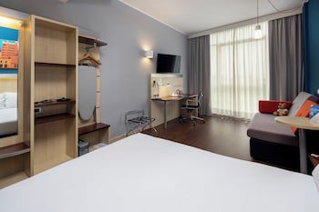 Holiday Inn Express Parma by IHG galeri fotoğrafı