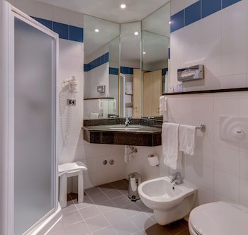 Holiday Inn Express Parma by IHG galeri fotoğrafı