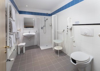 Holiday Inn Express Parma by IHG galeri fotoğrafı