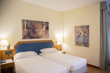 IH Hotels Milan Eur Trezzano sul Naviglio galeri fotoğrafı