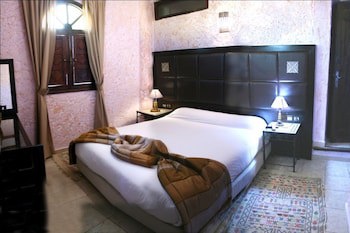 Al Jasira Hotel