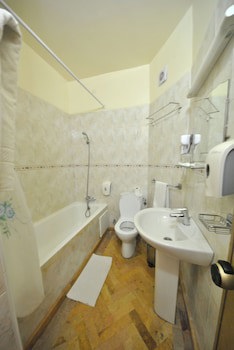 Al Jasira Hotel