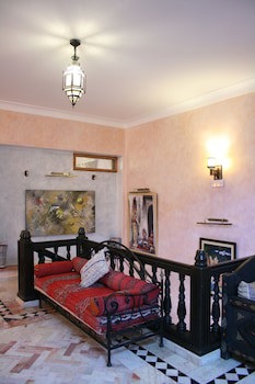 Al Jasira Hotel