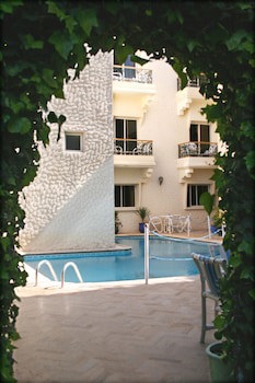 Al Jasira Hotel