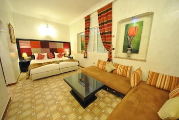 Al Jasira Hotel