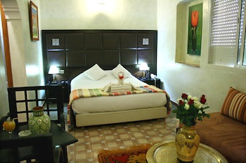 Al Jasira Hotel