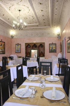 Al Jasira Hotel