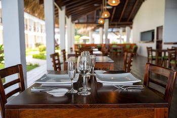 Fuego Del Sol Beachfront Hotel