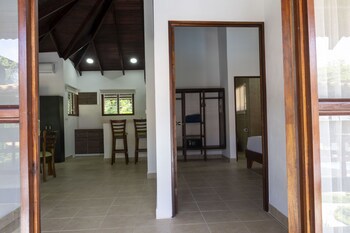Fuego Del Sol Beachfront Hotel