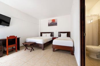 Fuego Del Sol Beachfront Hotel