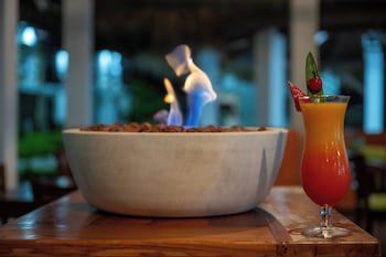 Fuego Del Sol Beachfront Hotel