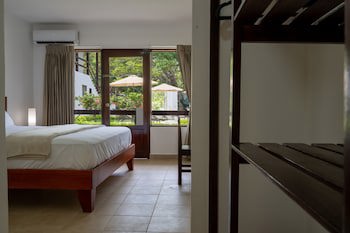 Fuego Del Sol Beachfront Hotel
