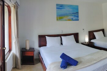 Fuego Del Sol Beachfront Hotel