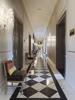 Hotel Kasteel Bloemendal