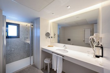 Climia Belroy 4* Superior Hotel